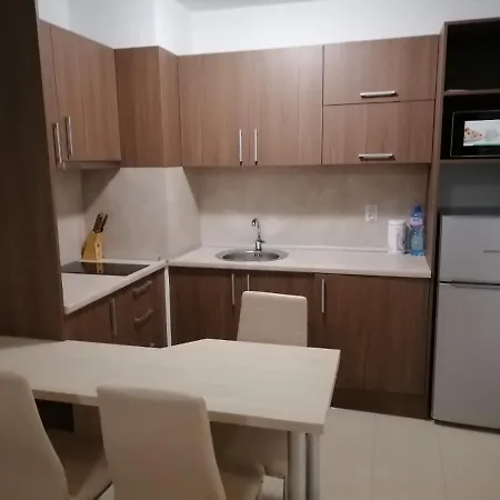 Private In Belvedere Club Apartament *