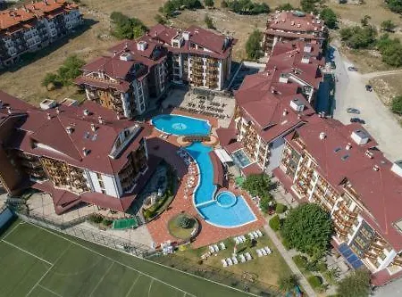 Private In Belvedere Club Apartment *